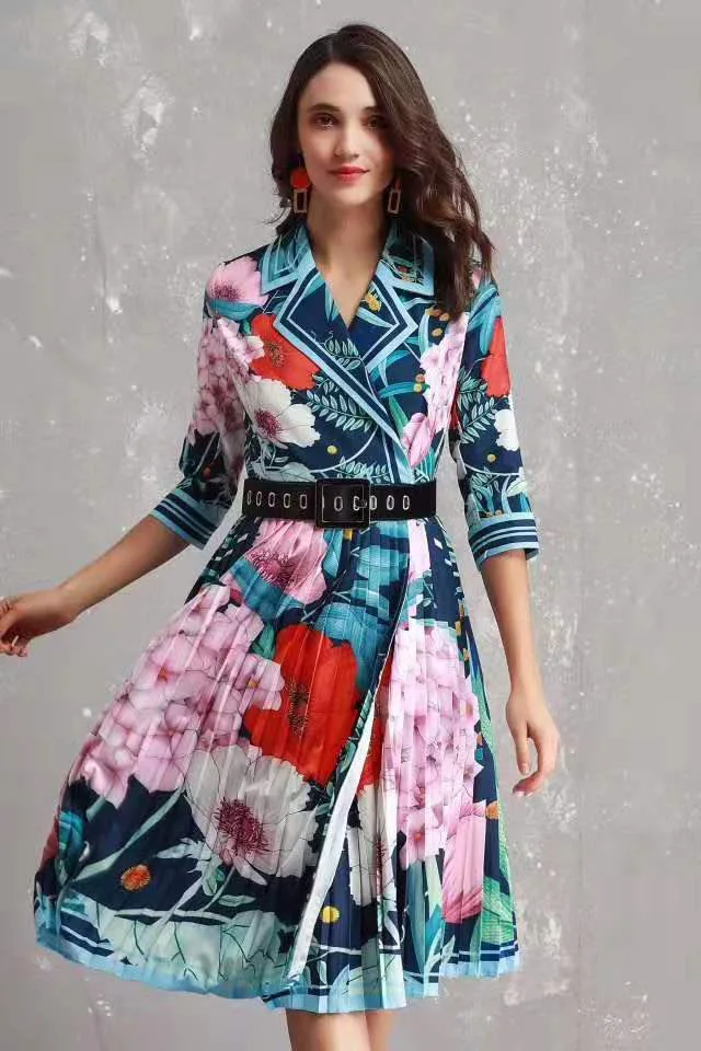Obsessed with lavender. New spring and autumn fashion women's retro printed pleated elegant party dress, big flowers
