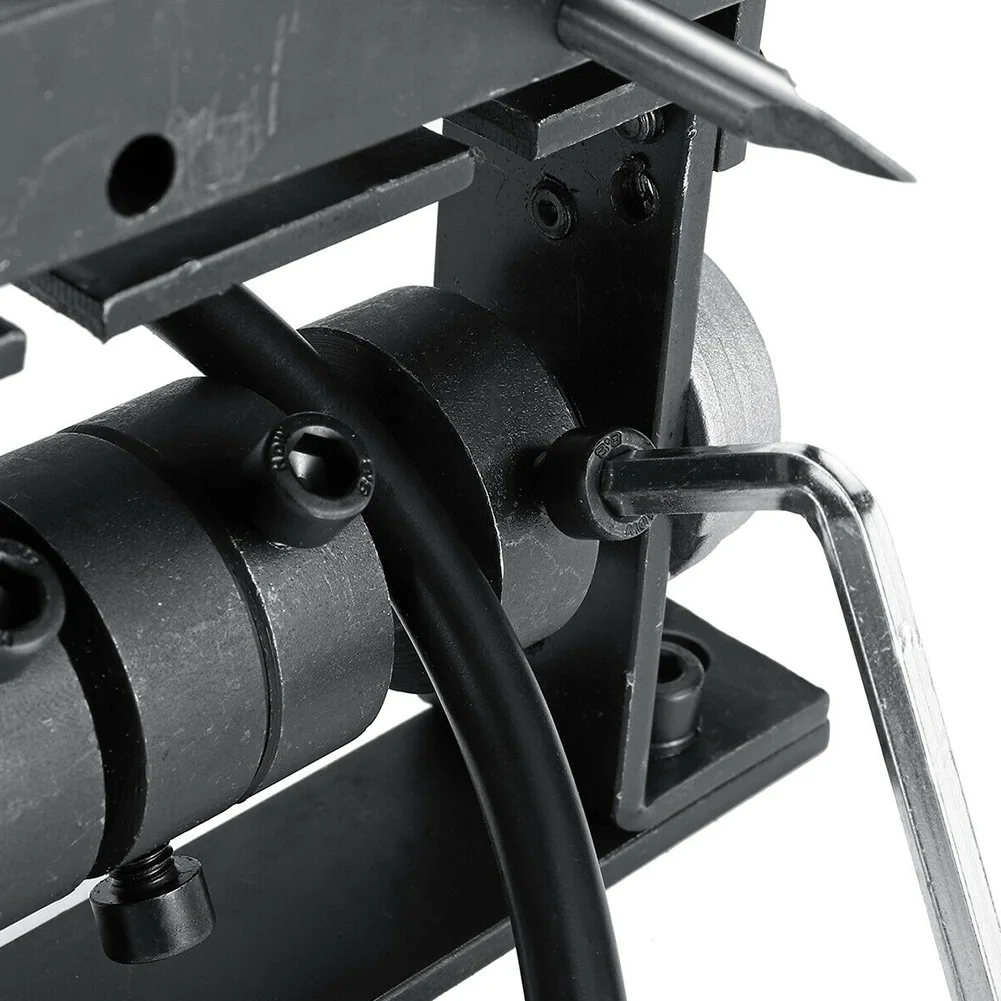Портативный ручной станок для зачистки проводов с лезвием, резак для лома 1-30 мм, черный, практичный, может подключаться, ручная дрель, прочный ручной инструмент