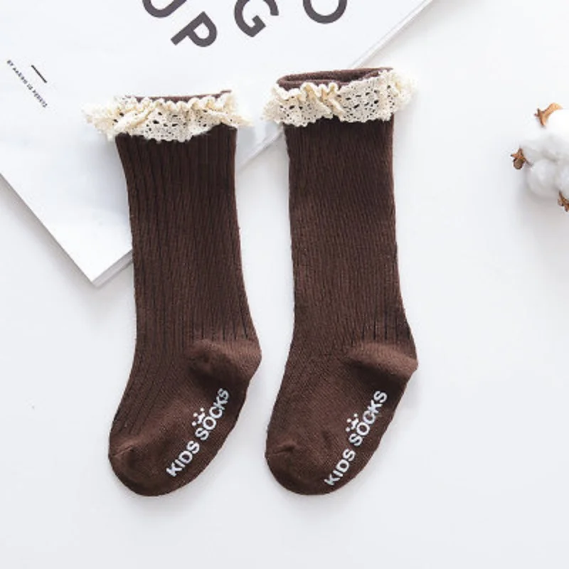 lace coffee Милые носки с кружевными бантиками для маленьких девочек зимние короткие носки нескользящие носки-тапочки с резиновой подошвой детские высокие носки принцессы Meias Kne - Цвет: lace coffee