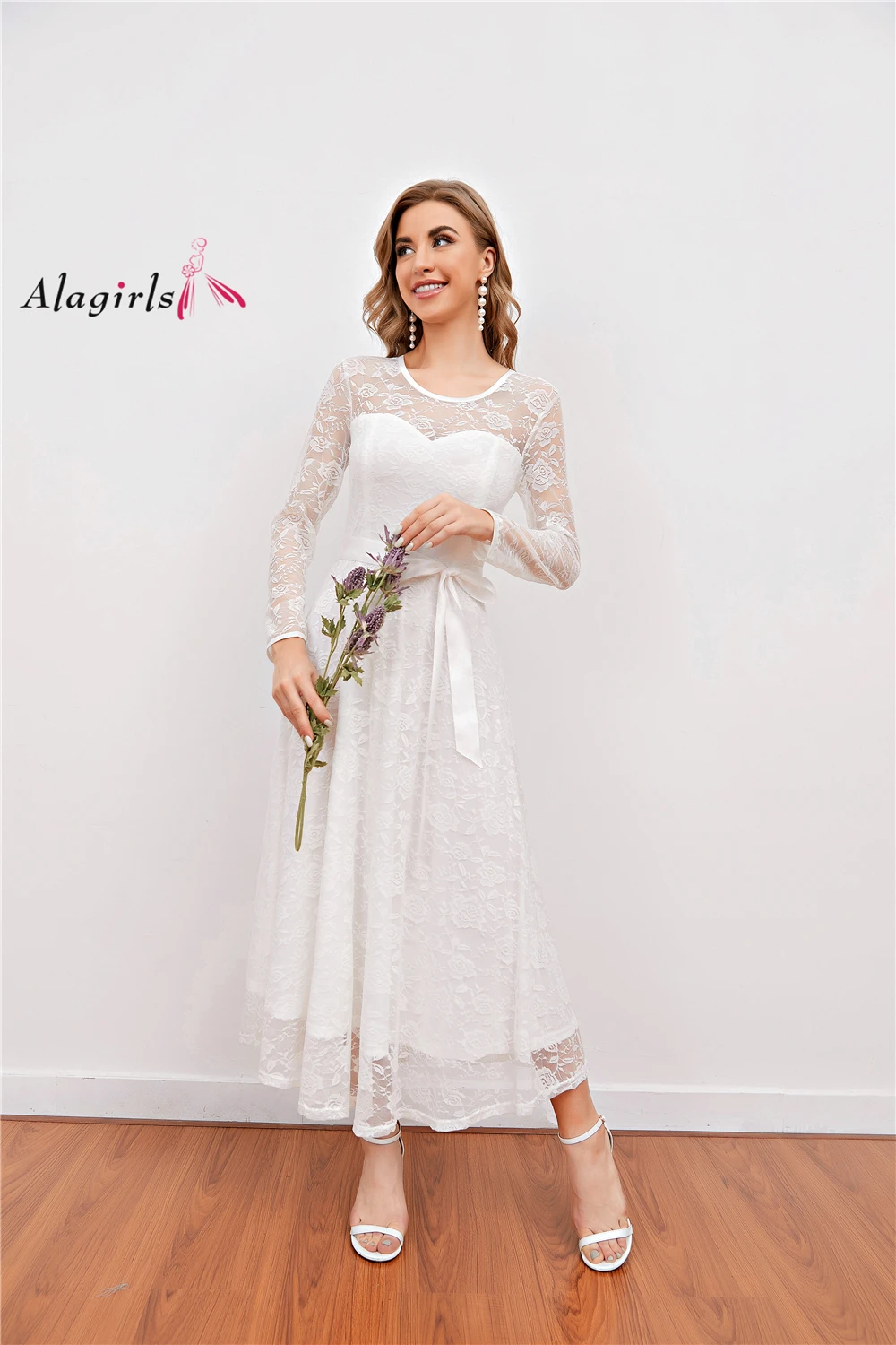 『Cheap!!!』- Alagirls White Wedding Dress 2021 Lace Bohemian Wedding
Dress Scoop Neck Beach Dress Long Sleeve Simple Bridal Gowns Boho Dress