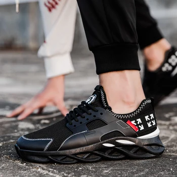 

Knitted Sneakers Four Seasons Trend Korean Casual Shoes Breathable Men's Shoes