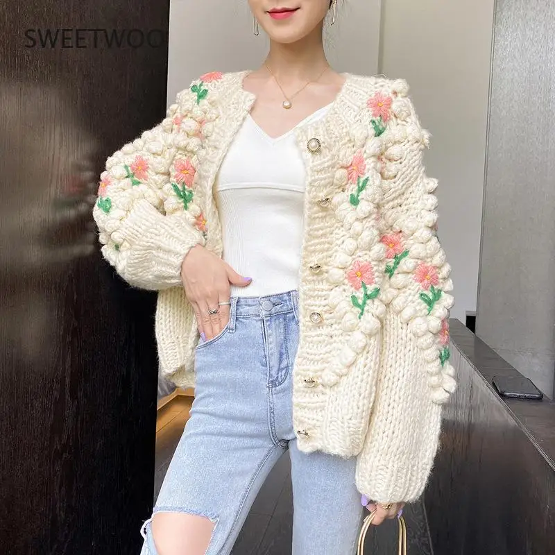 

2021 New Women Winter Handmade Sweater and Cardigans Floral Embroidery Hollow Out Chic Knit Jacket Pearl Beading Cardigans