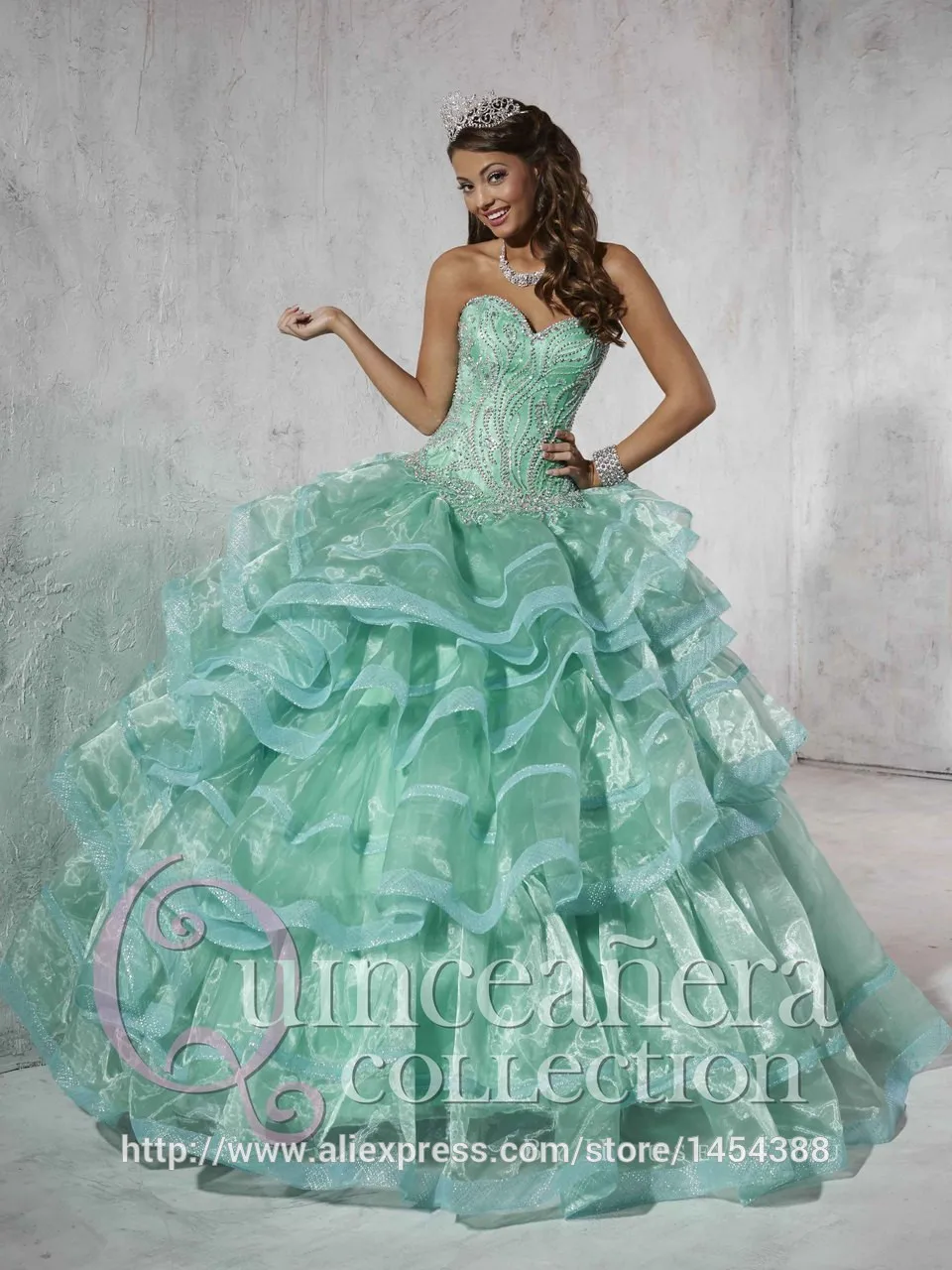 Light Green Chic masquerade ball gown vestido debutante Sweetheart Beads Dresses 15 Years Floor Length Quinceanera Dress