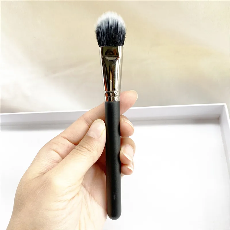 Duo Fibre Foundation/консилер/минерализованная кисть 132 безупречно равномерно отделка