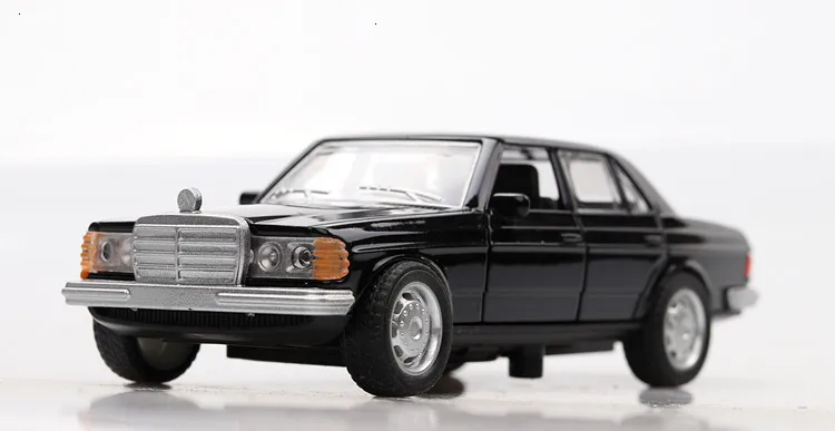 1/36 игрушка в коробке для детей Классическая голова тигра бен литые Автомобили Модель Mercedes E-class W123 двухдверная машина подарки для детей