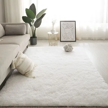 Tapis cocooning en fourrure uni