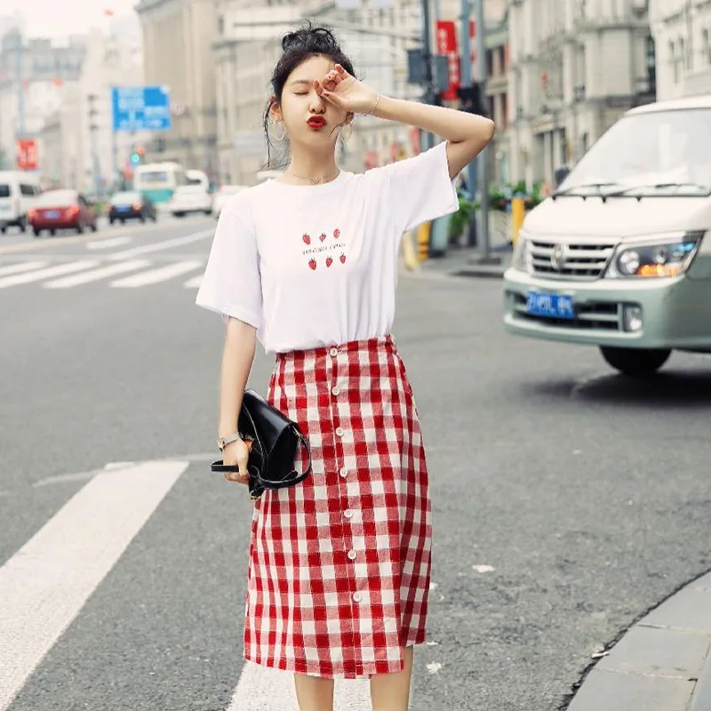 

Photo Shoot CHIC Sweet Printed Strawberry T-shirt Women's INS Red Plaid High-waisted Single-Breasted A- line Skirt Set