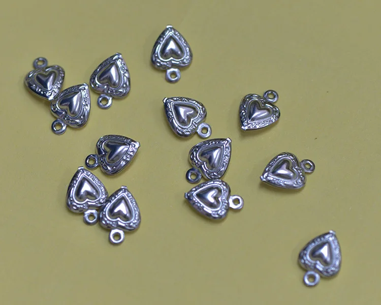 DIY ювелирные аксессуары из нержавеющей стали Форма персикового сердечка Маленькая подвеска «сделай сам» ювелирный материал ручной работы оптом