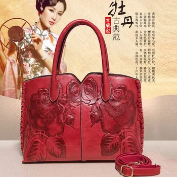 

2020 new embossed portable female bag Chinese national style three-dimensional peony one-shoulder Messenger bag