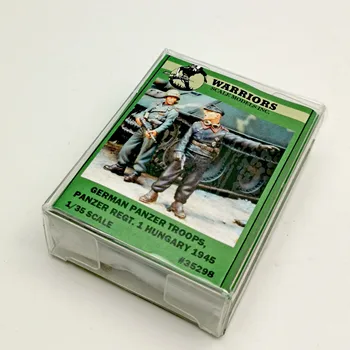 

Warriors 1/35 WWII German Panzer Troops REGT.1 Hungary 1945 - Resin Kits (2 Figures/Set,no tank) Box Packing