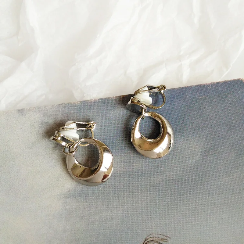 Серебряные серьги-кольца без пирсинга для женщин Женские Простые темпераментные Необычные круглые серьги-клипсы