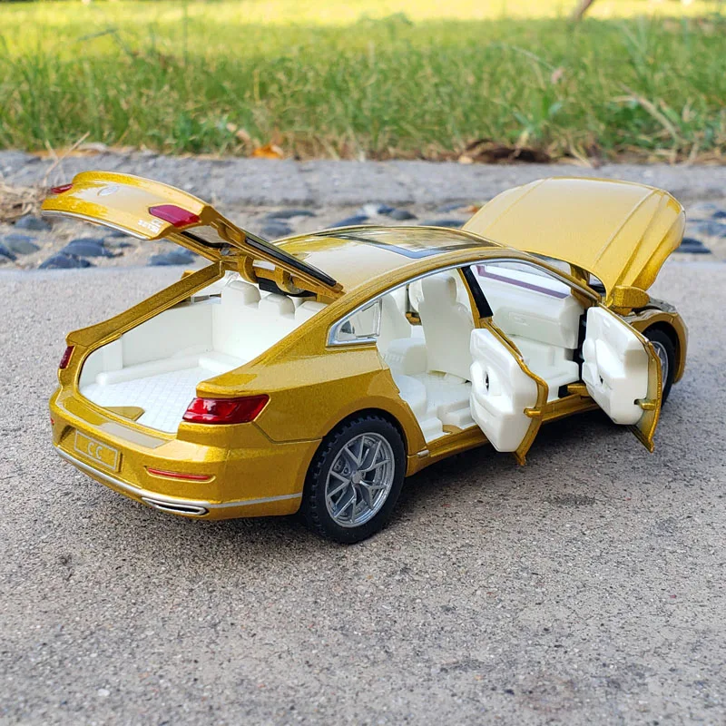 1:32 Volkswagen CC спортивный автомобиль литье под давлением Коллекция игрушек оттягивание имитация звука музыкальная с подсветкой модель транспортных средств металлическая игрушка купе
