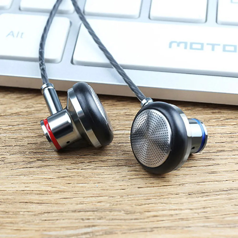 KISSCASE сабвуфер проводные наушники с микрофоном Hi-Fi наушники вкладыши для мобильных телефонов и планшетов наушники динамик стерео гарнитура для Xiaomi