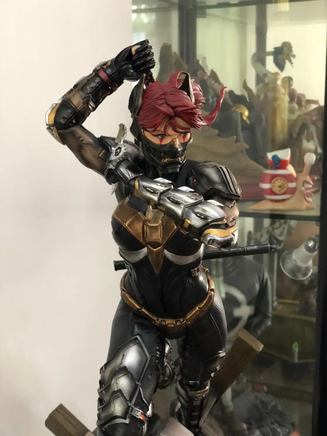 Новая потрясающе детальная статуя из смолы в масштабе 1:4 XM DC Comics Batgirl