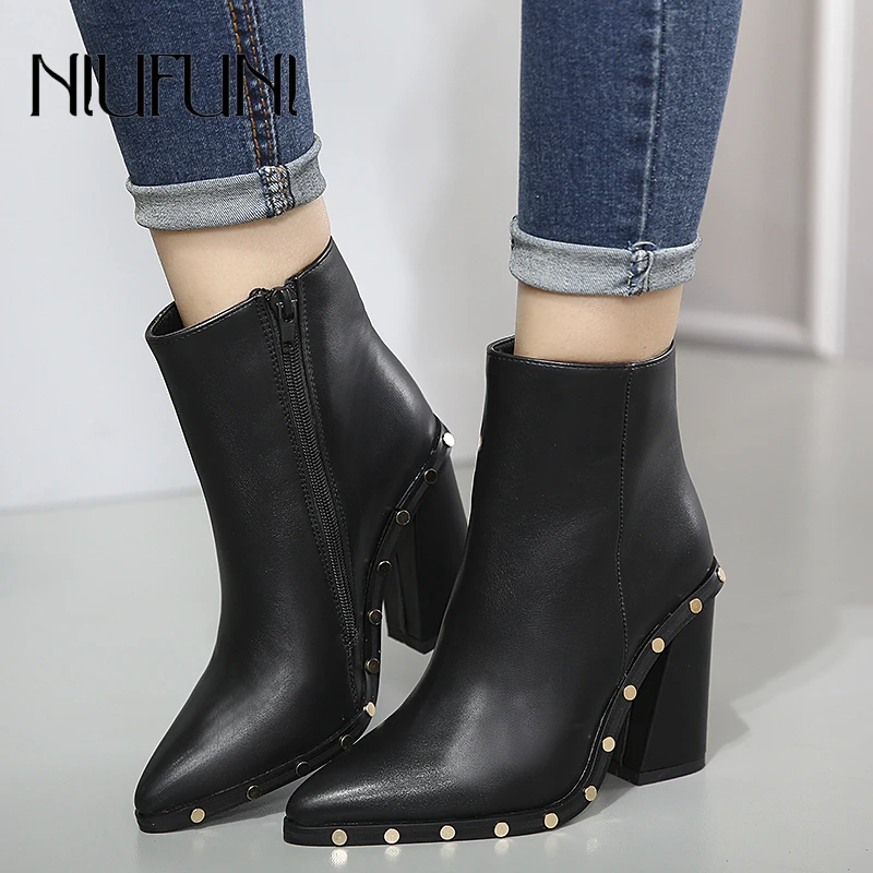 

Pointed Toe Rivet Black Women's Ankle Boots Shallow Zip Martin Boots Autumn High Heels High Quality PU Leather Women's Shoes