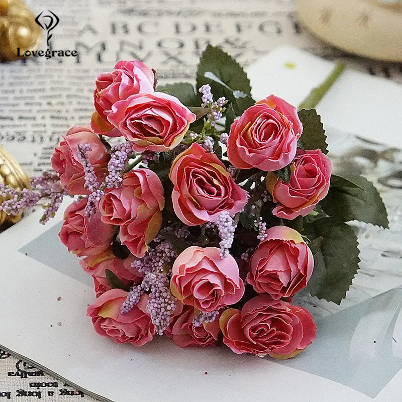Fabric Rose Red Silk Bouquet Artificial Flowers 15 Heads Small Flannel Bride Bouquet Wedding Home Table Decor Fake Flowers Faux