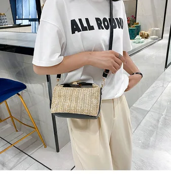 

2020 New Fashion Woven Crossbody Bag Pack Stylish Rectangular Casual Shoulder Bag Purse for Women Ladies Streetwear