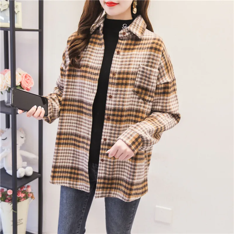 

Plaid Women Blouses Shirts Tunic Womens Tops 2020 Long Sleeve Clothing Button Up Down Outwear Woolen Loose Korean Casual Autumn
