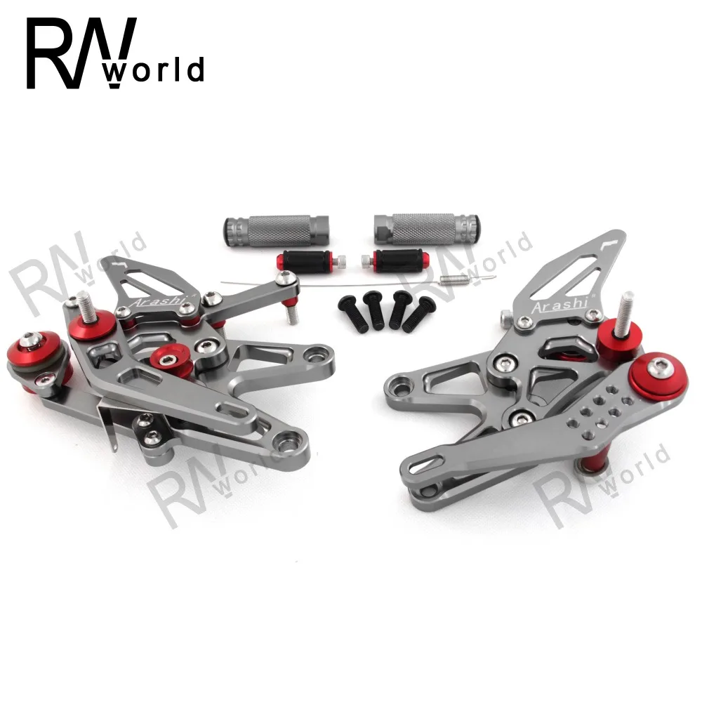 FootrestDaytona675 1328