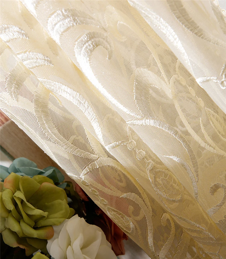 2440712688_1566249100