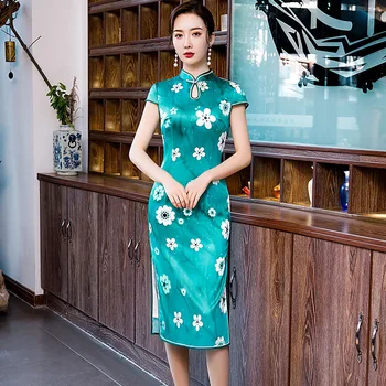 

Large Size Knee Length Cheongsam Summer Chinese Style Traditional Womens Short Evening Qipao Oriental Female Party Dress Vestido