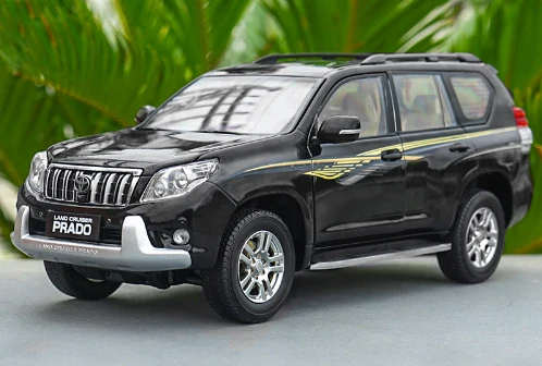 1/18 моделирование литья под давлением модель внедорожника Toyota Land Cruiser Prado Коллекционная модель игрушки с коробкой для подарочных игрушек - Цвет: A