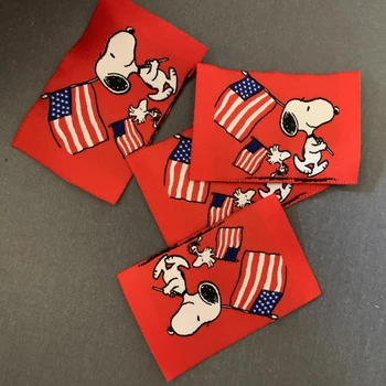 

Customized 4*6cm Woven Label Weaving Jacquard Labels