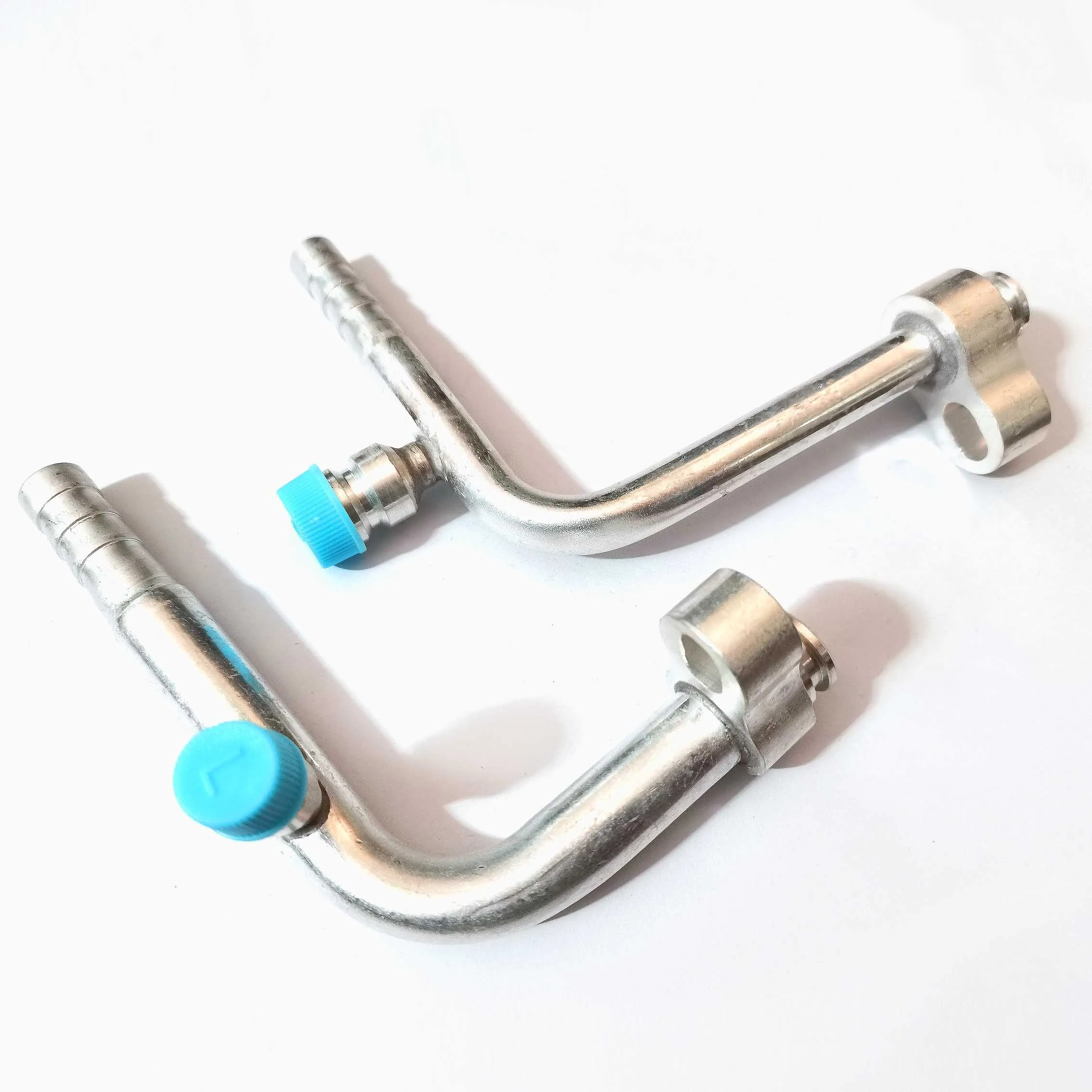 Auto Air Conditioning Pipe Fittings Daewoo Excavators AC Compressors Pipes Hoses Aluminum Joints R134a Refrigerant Valves