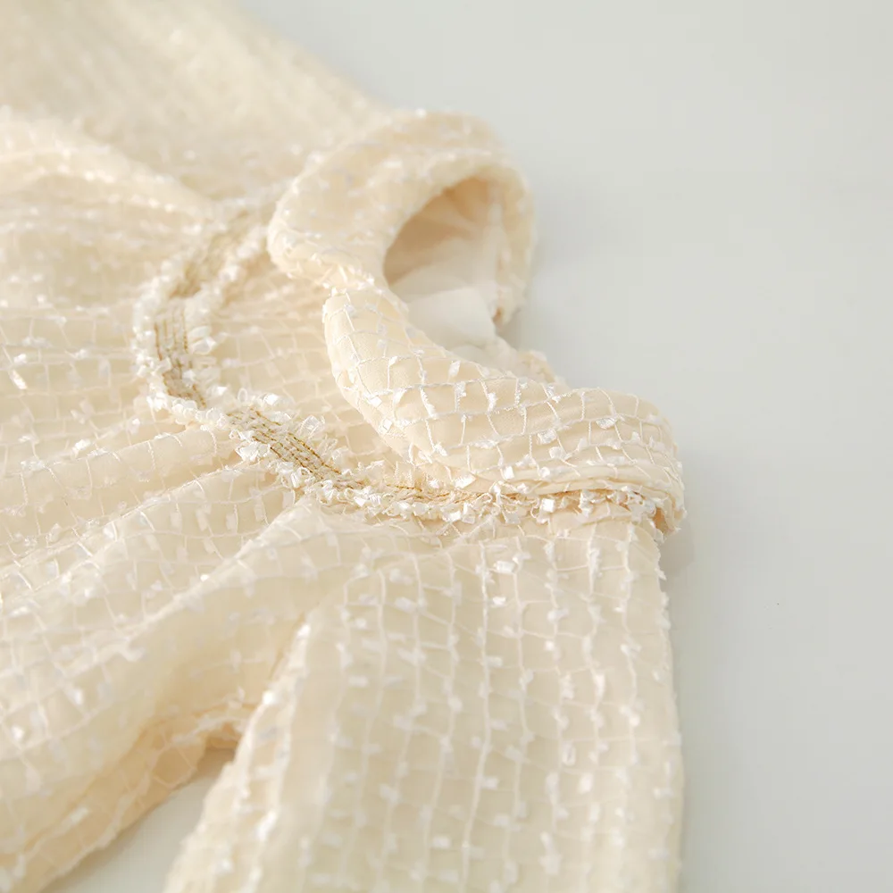 12021899324_1432942709