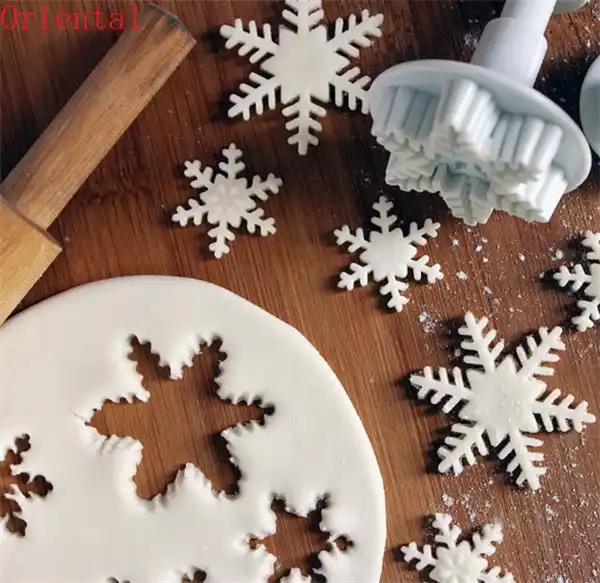 3 Pieces Ensemble De Flocon De Neige En Plastique De Piston Coupe Fondant Gateau Outils De Cuisson De Biscuit Decorations Accessoires Outils De Decoration De Gateau Aliexpress