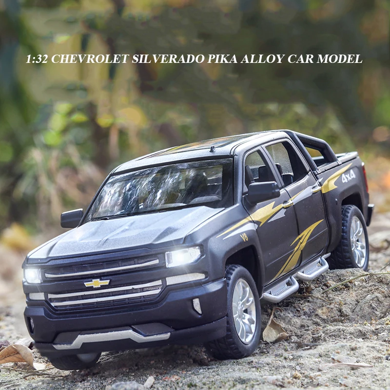 1:32 Chevrolet Silverado Pika сплав модель автомобиля литая модель игрушечного автомобиля 6 открытых дверей со звуком/светильник/вытяжные игрушки для детей