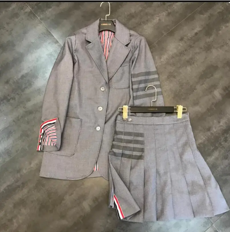 

2019 Autumn Fashion Long Sleeve Stripes Lined Suit Blazer Coat + High Waist Pleated Skirt Two-piece Woman Skirt Suits