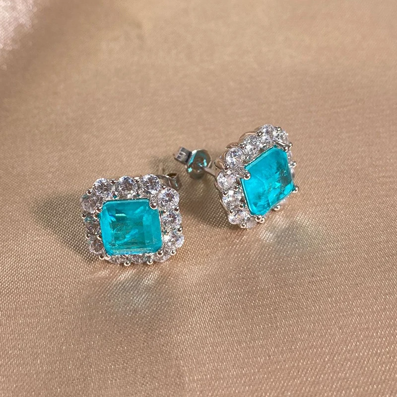 16607474715_1676156516