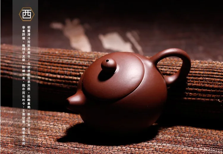 2792470933_1909726845