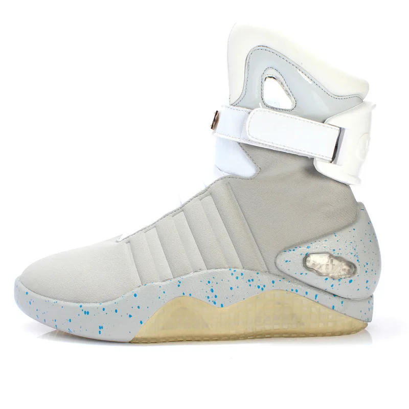 

Spring New Style Hot Selling Future Soldier Hight-top Shining Board Shoe Men And Women USB Charging Casual LED Boots H588