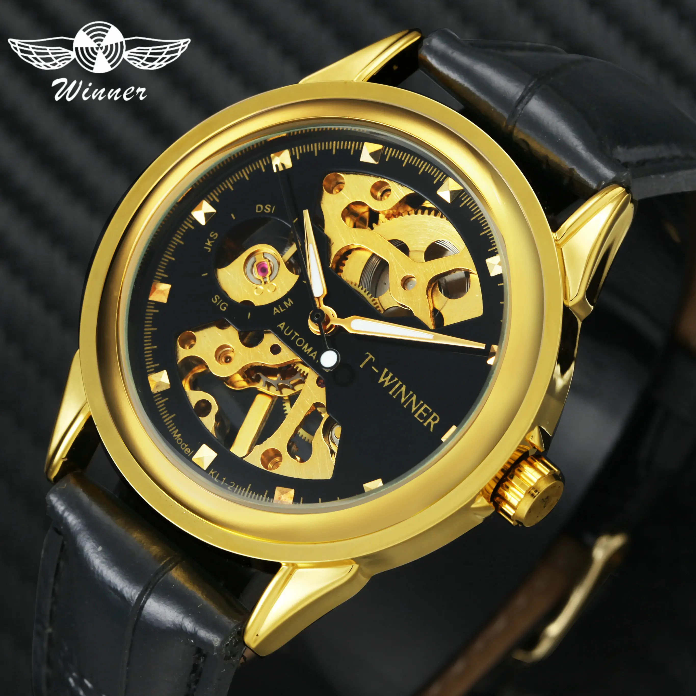 Мужские механические часы скелетоны WINNER золотистые с кожаным ремешком деловые s