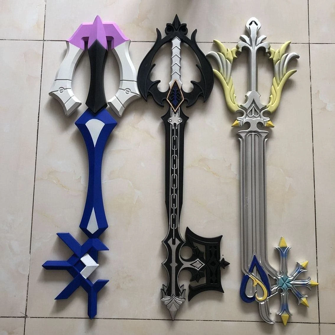 3つのスタイルのコスプレゲーム キー 武器 手作りの剣のおもちゃ ギフト Costume Props Aliexpress