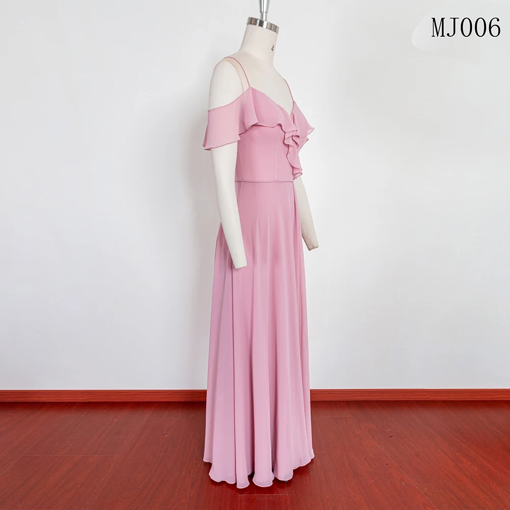 Рисунок 3 - Вечерний наряд для женщин и мальчиков