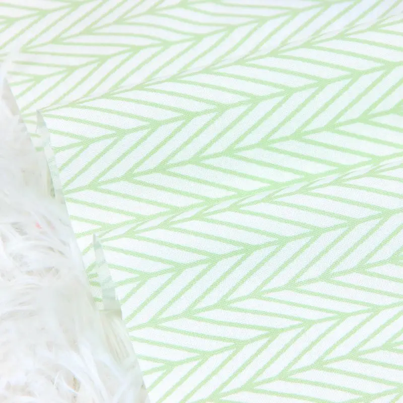 Полметра простой хлопок ткань с зеленым геометрическим принтом ручной работы DIY мешок одежды платье Ткань хлопок CR-289