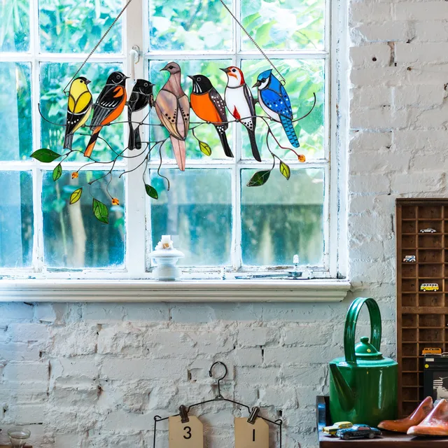 Többszínű Madarak Huzalon, Magas Festett Napsütő Kreatív Ólomüveg Ablak Lógók Panel Otthoni Dekorációs Kiegészítők#G3