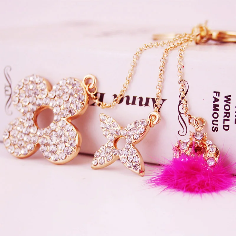 Fashion Rhinestone Four-leaf Clover Keychain Cute Furry Ball Popular Accessory Pendant Metal Car | Украшения и аксессуары