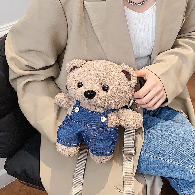 с доставкой Small Soft Faux Fur Totes 2021 Winter Fashion Travel Handbags Cute bear shape Girl's Purses Classical Branded Clutch |