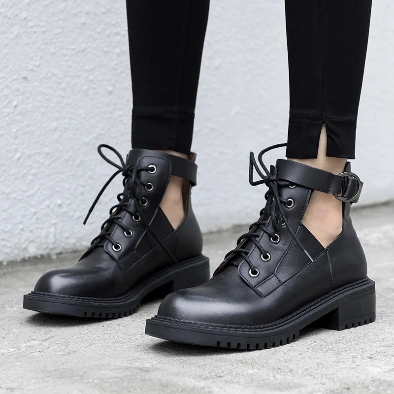 

Chalaza Short Boots Woman Flat Bottom Chelsea Boots Boots