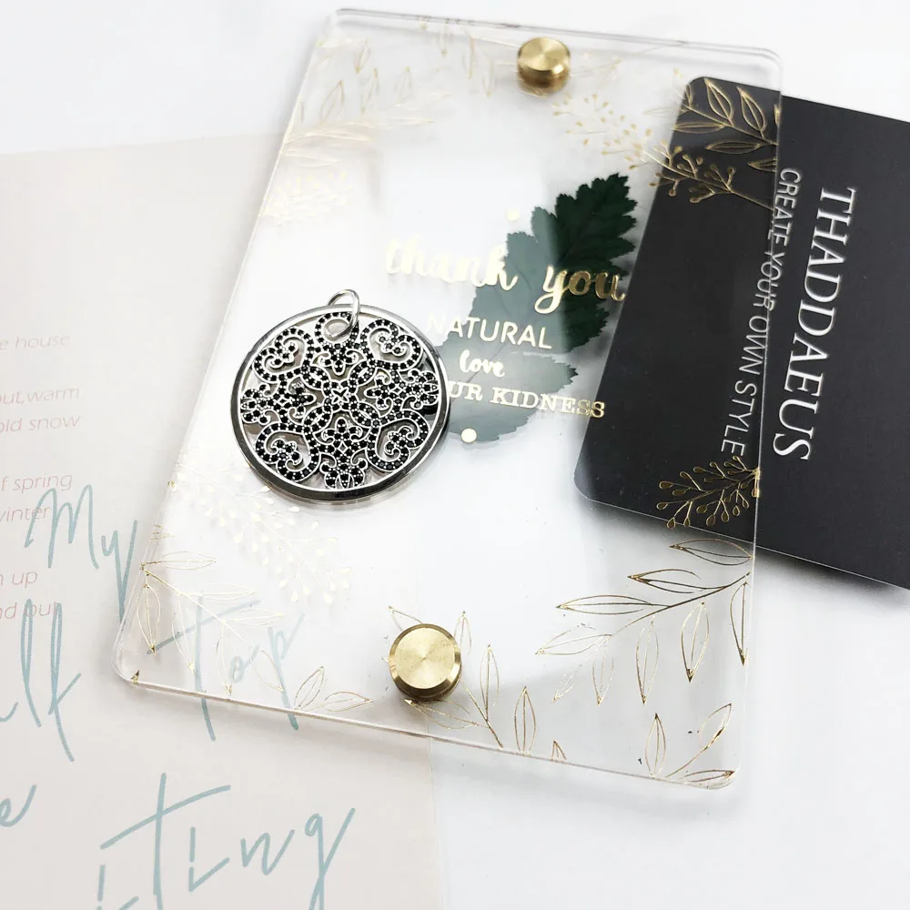 펜던트 아라베스크 디스크 장식 포장 여성을위한 브랜드의 새로운 패션  빈티지 보석 유럽 선물