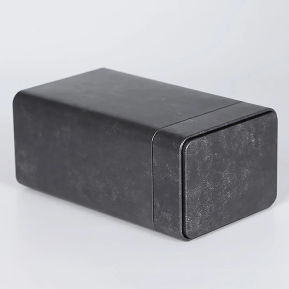 tin box (2)