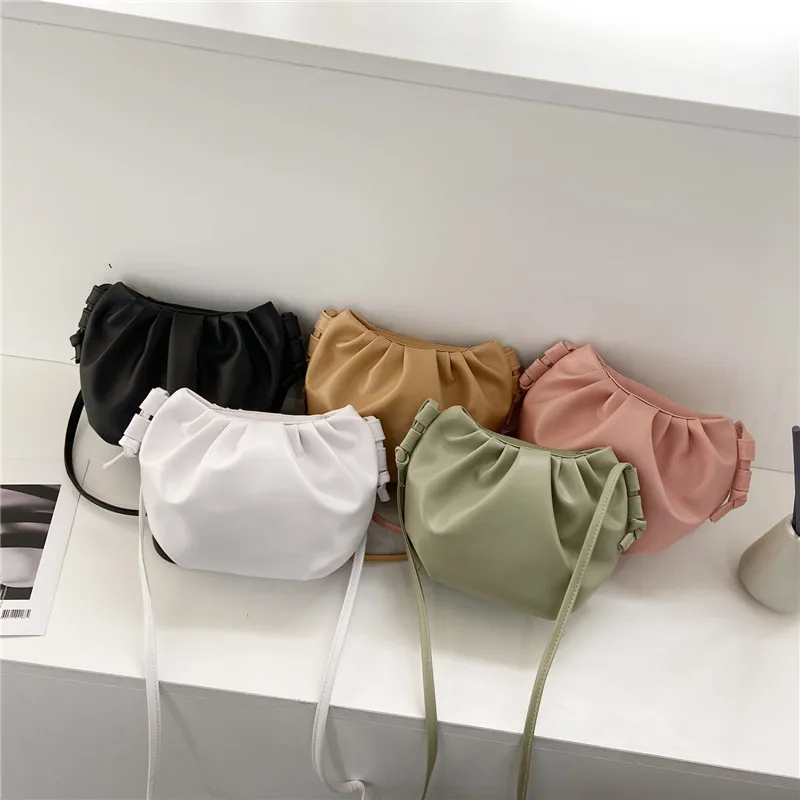 14157198399_1816462528