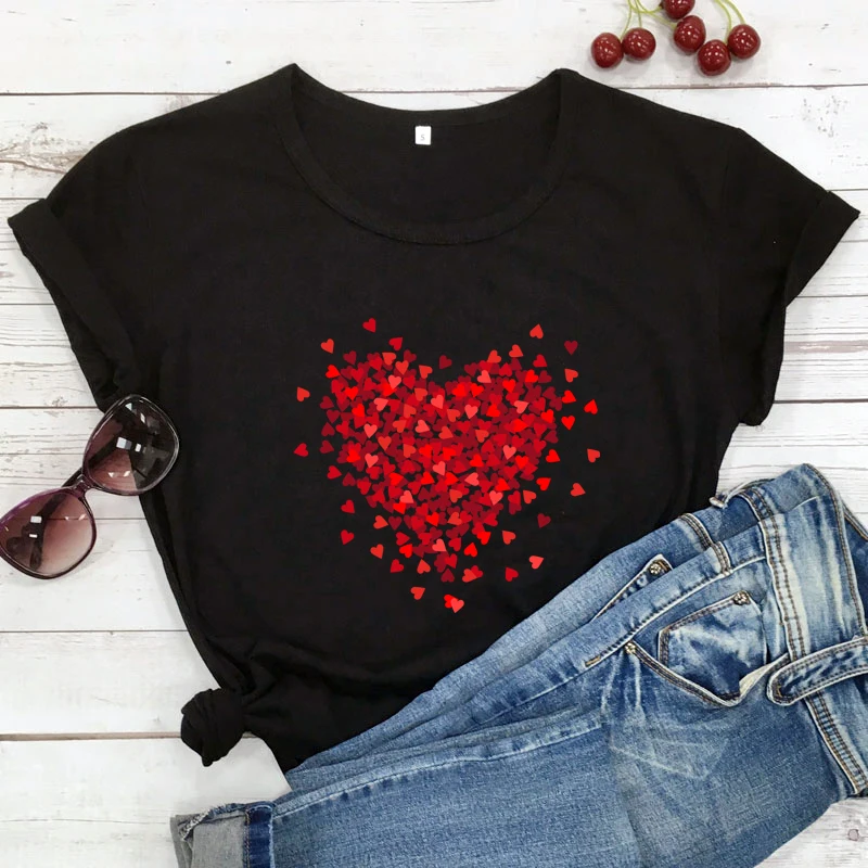 

Colored red hearts T-shirt vintage Women Short Sleeve Graphic Valentine's day Top Tee Shirt