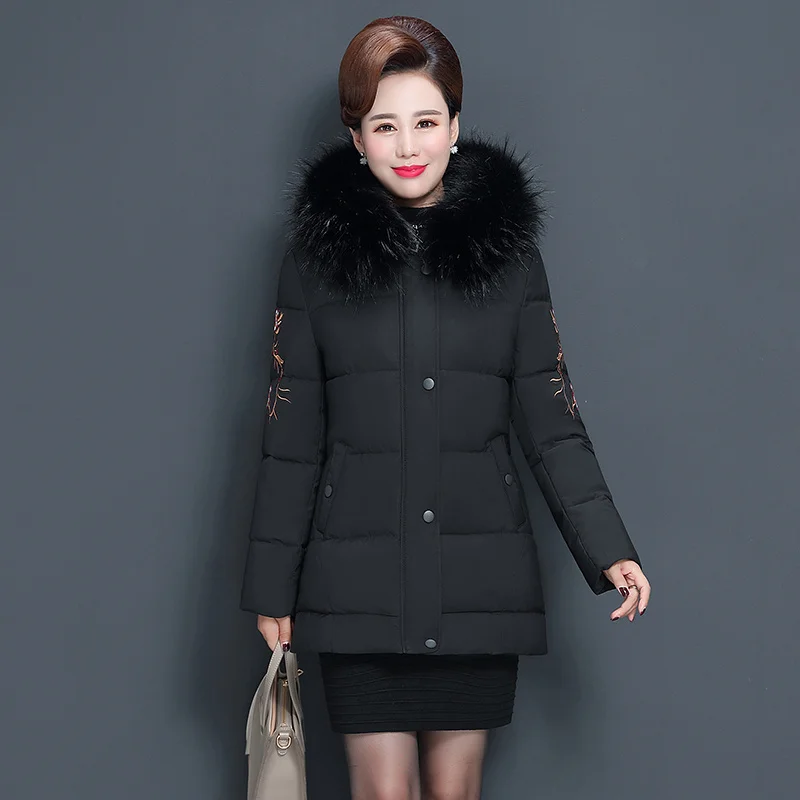 8068 black coat Зимняя куртка для мамы размера плюс 5XL, Женское зимнее пальто с капюшоном и меховым воротником, теплая верхняя одежда, Длинная женская куртка с хлопковой подкладкой C5964 - Цвет: 8068 black coat