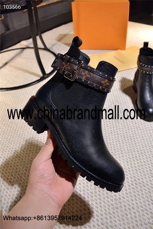 

Winter faddish Classic Flats boots TOP quality Vacuum plating outsole Leather Martin boots free shipping size35-41