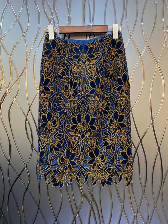 Early autumn new women's Embroidery hollow decoration medium length all-around skirt 1012